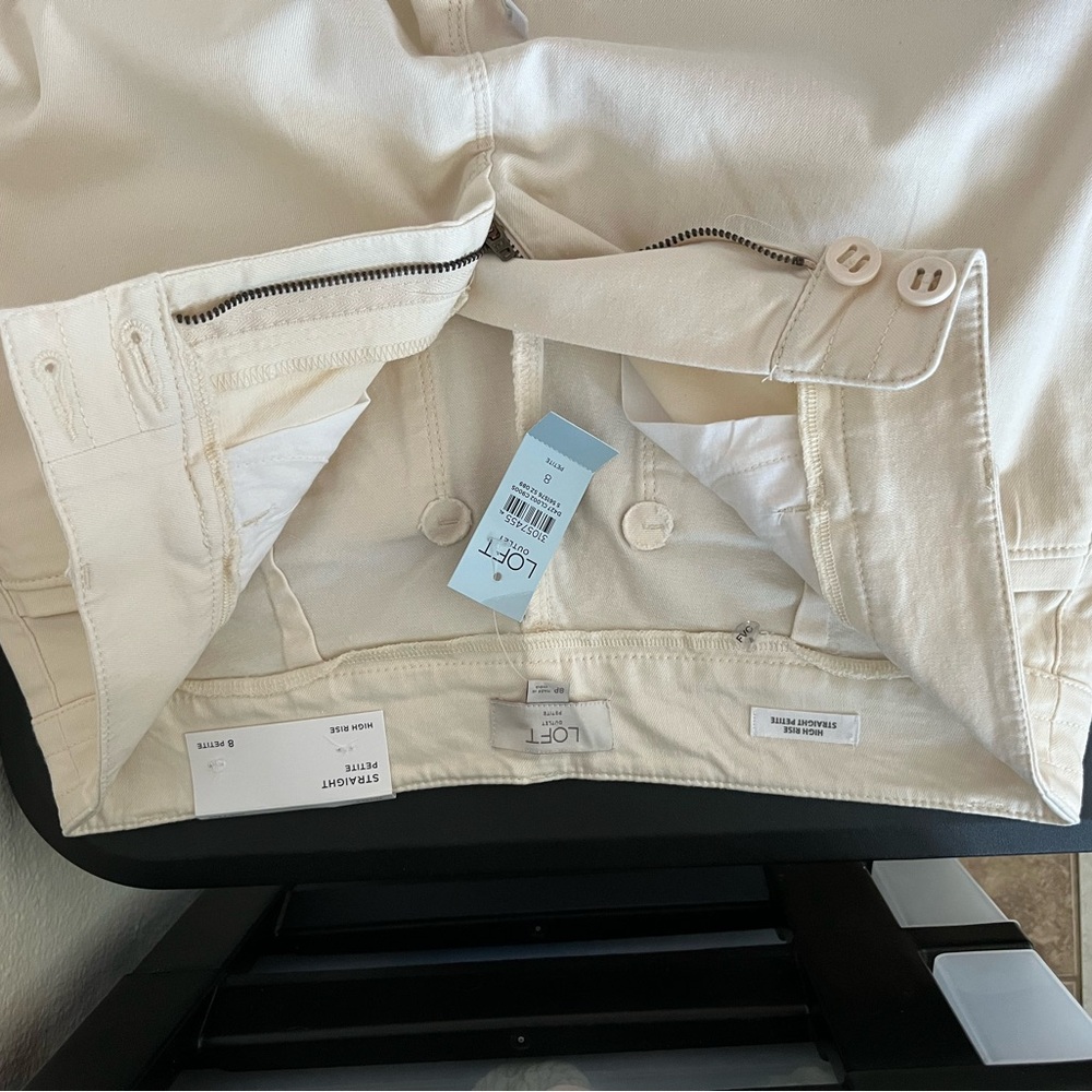 NWT LOFT Cream Straight High Rise LP Cropped Ankle Pants Petite Size 8 (1-053) - Picture 9 of 9